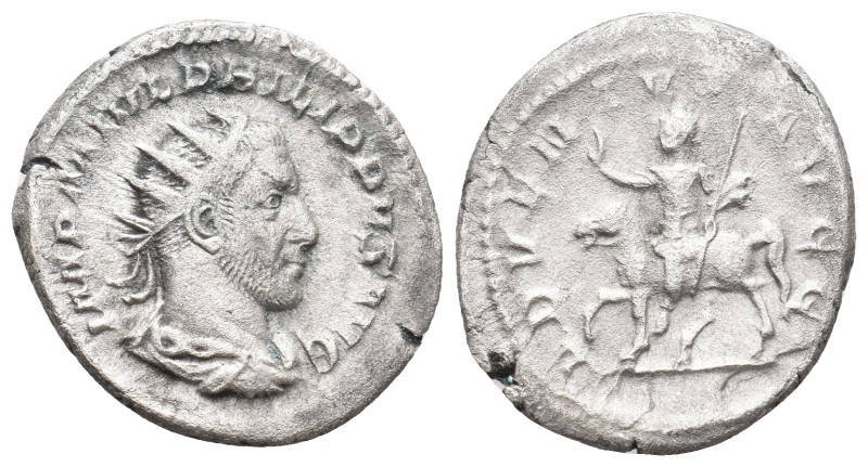 PHILIP I 'THE ARAB', 244-249 AD. AR, Antoninianus. 4.16 g. 23.50 mm.