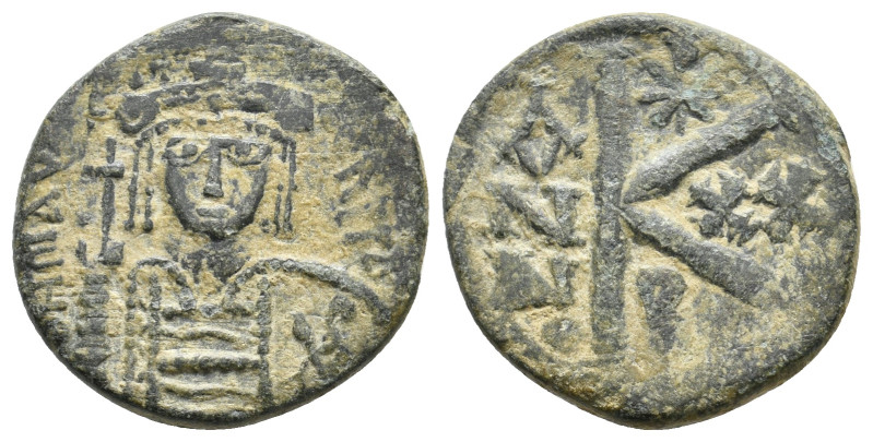 MAURICE TIBERIUS, 582-602 AD. AE, Half Follis. 6.82 g. 22.15 mm.