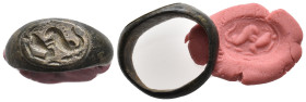 ANCIENT ROMAN BRONZE RING (1ST-5TH CENTURY AD.)
Condition : See picture. No return.
Weight : 5.36 g.
Diameter: 22.30 mm.