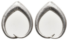 ANCIENT GREEK SILVER EARING (4TH-1ST CENTURY BC.)
Condition : See picture. No return.
Weight : 2.55 g
Diameter: 19 mm