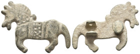 ANCIENT BYZANTINE BRONZE BELT BUCKLE. (11TH – 14TH CENTURY A.D)
Condition : See picture. No return
Weight : 15.34 g
Diameter : 47 mm