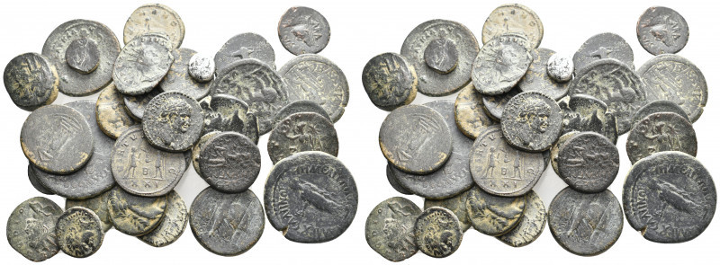 32 GREEK/ROMAN SILVER/BRONZE COIN LOT
See picture.No return.