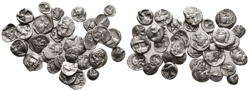 33 GREEK SILVER COIN LOT
See picture.No return.