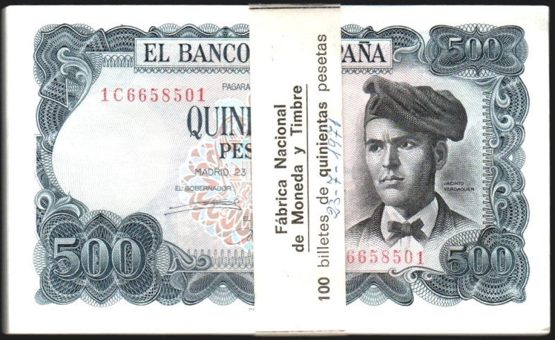 23 de julio de 1971. 500 pesetas. Serie 1C. Centena correlativa. Faja original d...