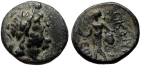 Lycaonia, Ikonion, AE (Bronze, 16,5 mm, 3,08 g), 1st century BC. Obv: Laureate head of Zeus to right.