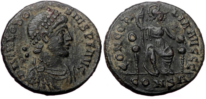 Theodosius I (379-395) AE Follis (Bronze, 17mm., 2,83g) Constantinople, 378-383...