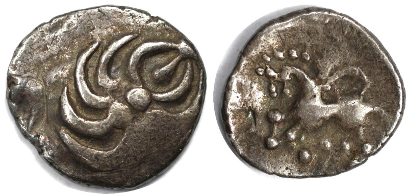 Keltische Münzen. GERMANIA. Quinar ca. 1. Jhdt. v. Chr. Büschel Typus. Silber. 1...