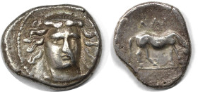 Griechische Münzen, THESSALIA. LARISSA. Drachme (5,91 g). 369-360 v. Chr. Vs.: Kopf der Nymphe Larissa mit Ampyx en face, leicht nach links gewandt. R...