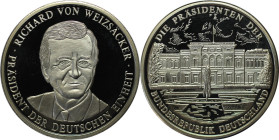 Deutsche Münzen und Medaillen ab 1945, BUNDESREPUBLIK DEUTSCHLAND. Richard von Weizsäcker. Präsident der Deutschen Einheit. Medaille ND. Polierte Plat...