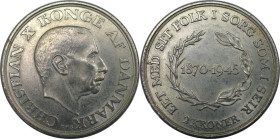 Europäische Münzen und Medaillen, Dänemark / Denmark. 75. Jahrestag - Geburt von König Christian X. 2 Kroner 1945. 15,0 g. 0.800 Silber. 0.39 OZ. KM 8...
