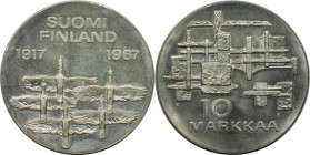 Europäische Münzen und Medaillen, Finnland / Finland. 50 Jahre Unabhängigkeit. 10 Markkaa 1967. 23,75 g. 0.900 Silber. 0.69 OZ. KM 50. Stempelglanz