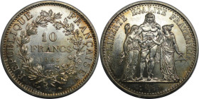 Europäische Münzen und Medaillen, Frankreich / France. Herkulesgruppe. 10 Francs 1965. 25,0 g. 0.900 Silber. 0.72 OZ. KM 932. Stempelglanz. Patina