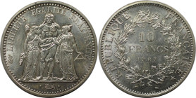 Europäische Münzen und Medaillen, Frankreich / France. Herkulesgruppe. 10 Francs 1967. 25,0 g. 0.900 Silber. 0.72 OZ. KM 932. Fast Stempelglanz. Min.K...