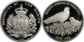 Europäische Münzen und Medaillen, San Marino. Tierwelt in Gefahr - Roter Milan. 5000 Lire 1996. 18,0 g. 0.835 Silber. 0.48 OZ. KM 340. Polierte Platte...