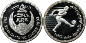 Weltmünzen und Medaillen, Ägypten / Egypt. XXV. Sommer Olympische Spiele, Barcelona - Fußball. 5 Pounds 1992. 17,50 g. 0.720 Silber. 0.41 OZ. KM 708. ...