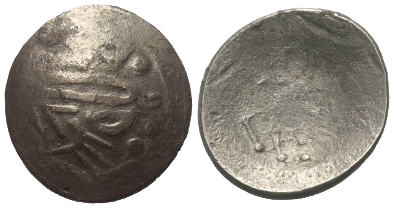 Ostkelten. Muntenien. Typ 'Sattelkopf'.

 Tetradrachme (Silber).
Vs: Stark st...