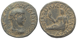 Phrygien. Philomelion. Traianus Decius (249 - 251 n. Chr.).

 Bronze.
Vs: Büste des Traianus Decius mit Strahlenkrone rechts.
Rs: Flussgott mit Fü...