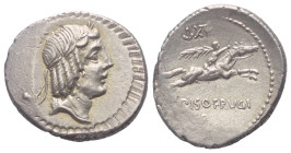 L. Calpurnius Piso Frugi.

 Denar (Silber). 90 v. Chr. Rom.
Vs: Kopf des Apollo mit Lorbeerkranz rechts.
Rs: L PISO FRVGI. Reiter mit Palmzweig zu...