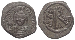 Mauricius Tiberius (582 - 602 n. Chr.).

 1/2 Follis (20 Nummi). 590 / 591 n. Chr. Constantinopolis.
Vs: D N mAVR TIbE PP AVS . Gekrönte Büste mit ...