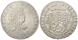Sachsen-Neuweimar. Johann Ernst (1662 - 1683).

 2/3 Taler (Silber). 1677.
Vs: Kopf nach rechts. 
Rs: Gekröntes Wappen.

38 mm. 14,97 g. 

Dav...