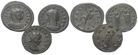 Römische Münzen - Lots. Kaiserzeit.


Lot (3 Stück): Antoniniane des Claudius II. Gothicus (268 - 270 n. Chr.), Tacitus (275 - 276 n. Chr.) und Flo...