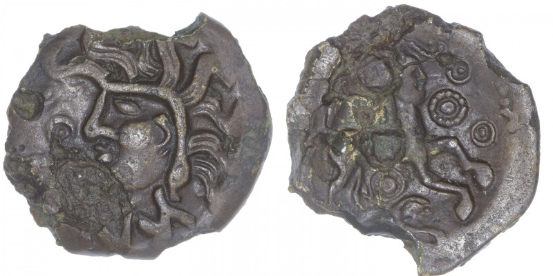 GAULE
Parisii. Bronze VENEXTOS au centaure ND (c.50 av. J.-C.). DT.674 - LT.785...