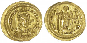 EMPIRE BYZANTIN
Justinien (527-565). Solidus ND, Constantinople, 10e officine. BC.137 ; Or - 4,34 g - 21,5 mm - 6 h
Avec I d’officine. Graffiti au d...