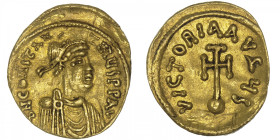 EMPIRE BYZANTIN
Constant II (641-668). Semissis ND, Constantinople. BC.983 ; Or - 2,17 g - 18 mm - 6 h
De flan large. Quelques coups et griffes. TTB...