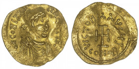 EMPIRE BYZANTIN
Constantin IV (668-685). Trémissis ND, Constantinople. BC.1162 ; Or - 1,44 g - 16 mm - 6 h
Flan voilé. TTB.