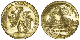 ALLEMAGNE
Nuremberg (ville de). Refrappe de la 5 ducats 1677. Or - 23,16 g - 38 mm - 12 h
Refrappe de la fin du XXe siècle par la Monnaie de Paris. ...