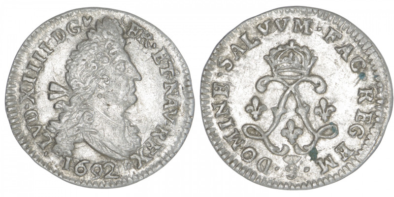 FRANCE / CAPÉTIENS
Louis XIV (1643-1715). Quadruple sol aux deux L 1692, S cour...