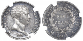 FRANCE
Premier Empire / Napoléon Ier (1804-1814). Demi-franc tête de nègre 1807, A, Paris. G.397 - F.176 ; Argent - 18 mm - 6 h
GENI AU 99 (FR82LRMQ...