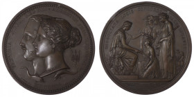 GRANDE-BRETAGNE
Victoria (1837-1901). Médaille, prix de l’Exposition au Crystal Palace 1851, Londres. Allen.A25 ; Bronze - 266,45 g - 77 mm - 12 h
A...