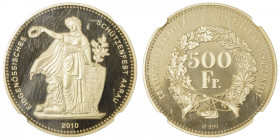 SUISSE
Confédération Helvétique (1848 à nos jours). 500 francs Aarau 2010. Fr.514s ; Or - 15,50 g - 33 mm - 12 h
NGC PF 70 ULTRA CAMEO (4483938-001)...