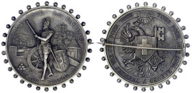 Schweiz-Genf, Stadt
Silbermedaille 1887 von Bovy. Tir Federal. 45 mm. In schöner Broscheneinfassung (nur eingeklemmt). 49,19 g. vorzüglich, schöne Pa...
