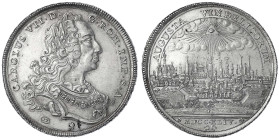 Augsburg-Stadt
Reichstaler 1744 IT, Augsburg. Geharn. Brb. Karls VII. n.r./Stadtansicht. 29,17 g. vorzüglich/Stempelglanz, Prachtexemplar, sehr selte...