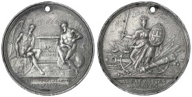 Hamburg-Stadt
Silbermedaille 1723. 100 Jf. der Admiralität. 43 mm; 21,46 g. schön/sehr schön, gelocht, Gravur von 1765. Gaedechens 1773.