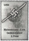 Drittes Reich
Einseitige, versilberte Plakette 1938. 2. Preis Hinterstoisser-Kurz Gedächtnislauf. 67 X 46 mm, im Etui. vorzüglich Andreas "Anderl" Hi...
