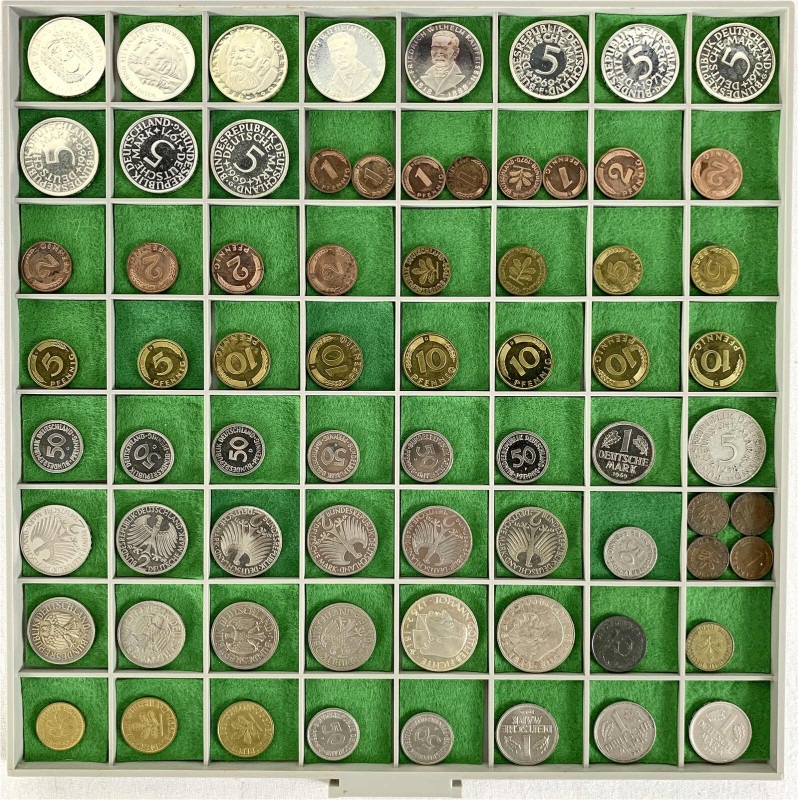 Lots Bundesrepublik
70 z.T. bessere Münzen aus 1948 bis 1996, vom Pfennig bis 5...