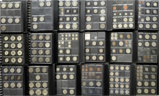 Sammlungen allgemein
Hochwertige und umfangreiche Weltmünzensammlung des 19. u. 20. Jh. von A bis Z, in 22 Coin-Alben. Dabei tolle Sammlungen Habsbur...