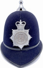 Uniformen und Uniformteile
Englischer Polizeihelm Bedfordshire & Luton Constabulary, "Bobby"-Helm. Größe 7 3/8.