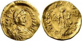 Anastasius I, 491-518. Tremissis (Gold, 14 mm, 1.41 g, 7 h), Constantinopolis. D N ANASTASIVS P P AVG Pearl-diademed, draped, and cuirassed bust of An...