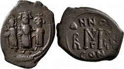 Heraclius, with Martina and Heraclius Constantine, 610-641. Follis (Bronze, 27 mm, 6.46 g, 2 h), Constantinopolis, RY 10 = 625/6. Heraclius in center,...