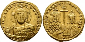 Constantine VII Porphyrogenitus, with Romanus I, 913-959. Solidus (Gold, 20 mm, 4.41 g, 7 h), Constantinopolis. + IҺS XPS RЄX RЄGNANTIЧM Bust of Chris...