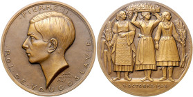 Jugoslawien Peter II. 1934-1945 Bronzemedaille o.J. (v. Mouroux) Zur Erinnerung an seinen Amtsantritt. 
67,8mm 134,4g selten vz-st