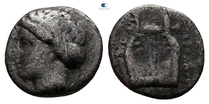 Ionia. Kolophon circa 330-294 BC. 
Diobol AR

11 mm, 0,95 g



fine