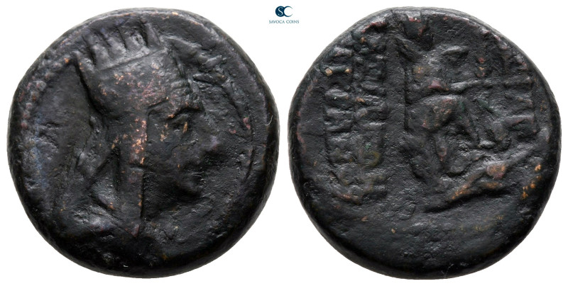 Kings of Armenia. Tigranes II "the Great" 95-56 BC. 
Bronze Æ

21 mm, 8,29 g...