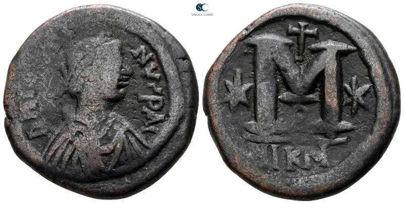 Justin I AD 518-527. Nikomedia
Follis or 40 Nummi Æ

31 mm, 16,27 g



ne...