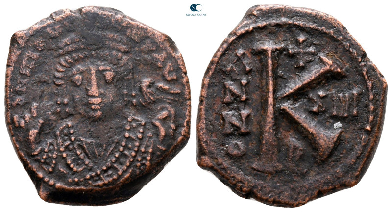 Maurice Tiberius AD 582-602. Theoupolis (Antioch)
Half Follis or 20 Nummi Æ

...