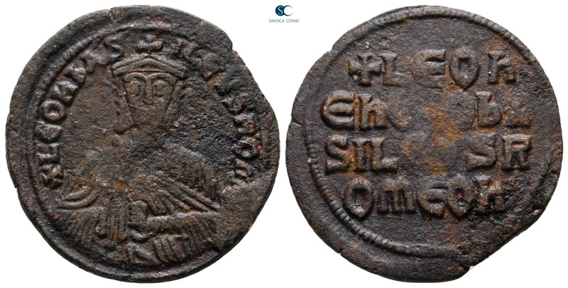 Leo VI the Wise AD 886-912. Constantinople
Follis Æ

27 mm, 6,13 g



nea...